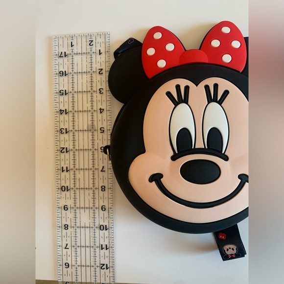 Mouse Silicone Crossbody/ backpack Bag - Picture 5 of 10